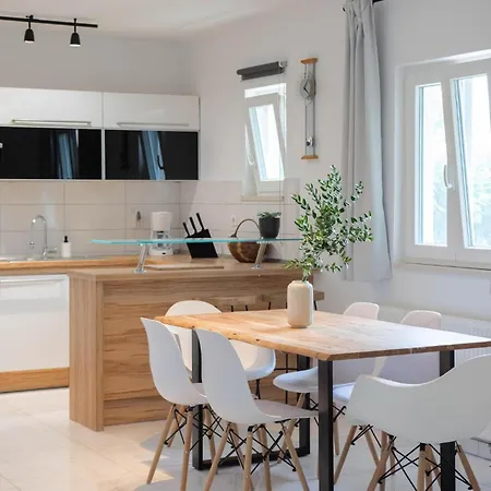 Дом отдыха Zrnovnica 06 Zrnovnica