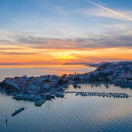 Zrnovnica 06 Дом отдыха *