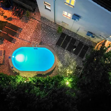 Дом отдыха Zrnovnica 06