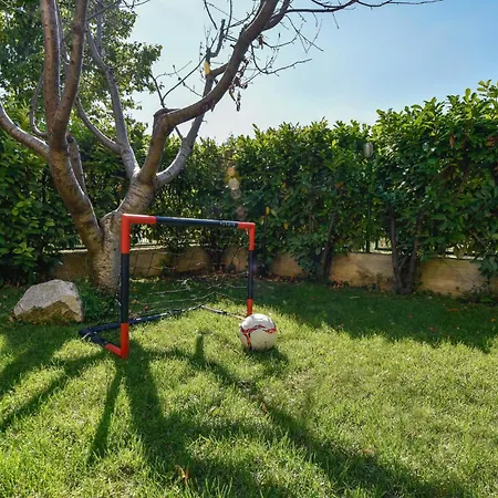 Zrnovnica 06 Дом отдыха *